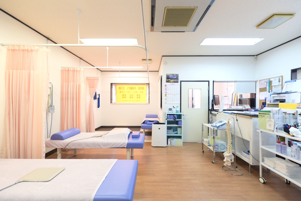 西原鍼灸整骨院　施術室